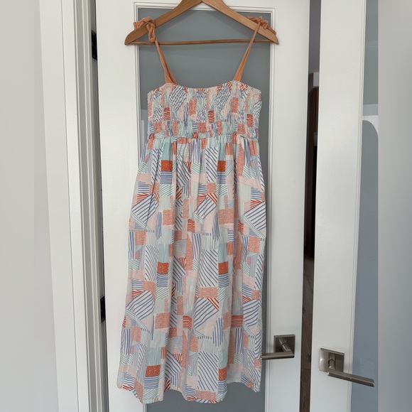 Dresses & Skirts - Boutique midi dress